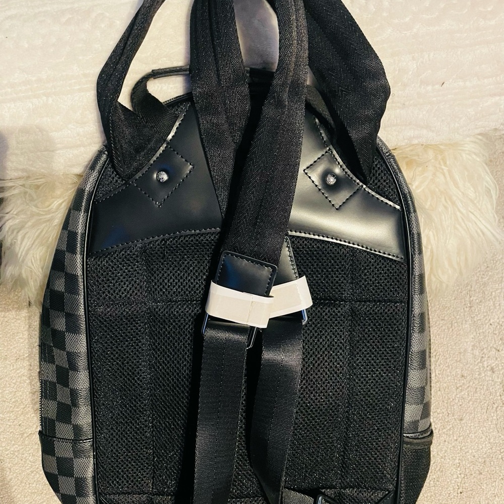 Men's Black Checkerboard Backpack - LV - Picture 2 of 4